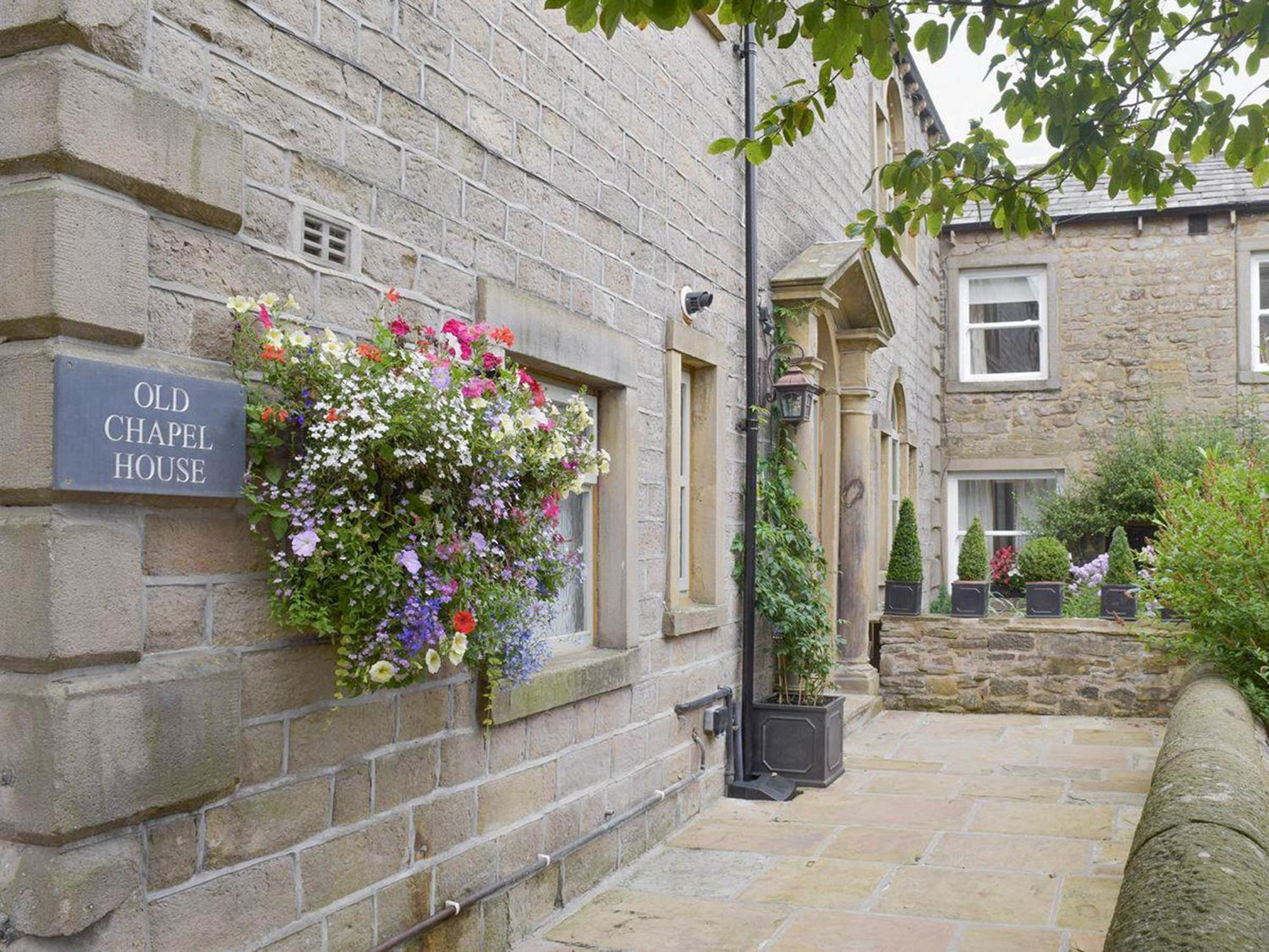 Villa Old Chapel House Barnoldswick Exterior foto